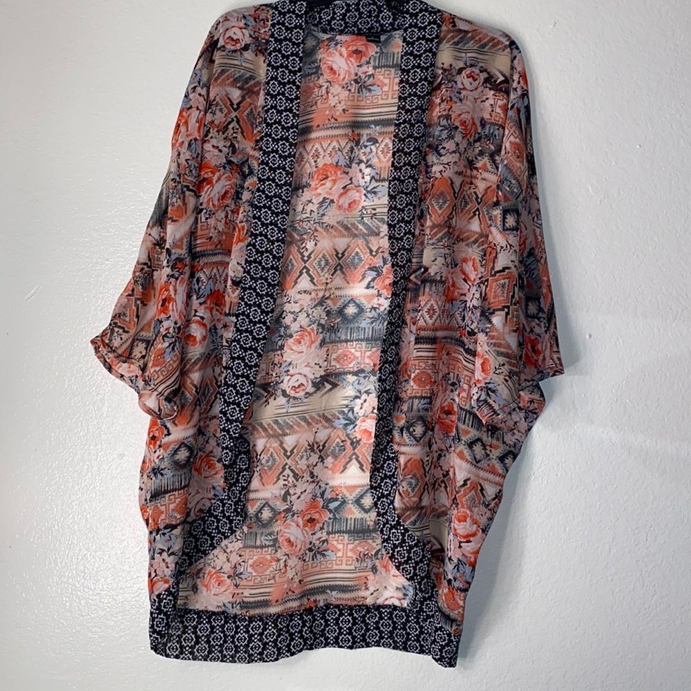 Haute Monde coverup - Picture 3 of 7